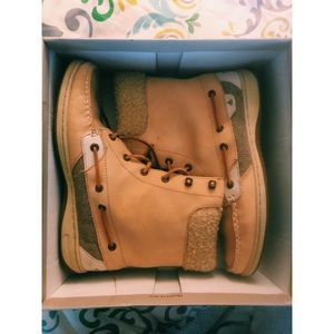 Sperry Topsider Boots